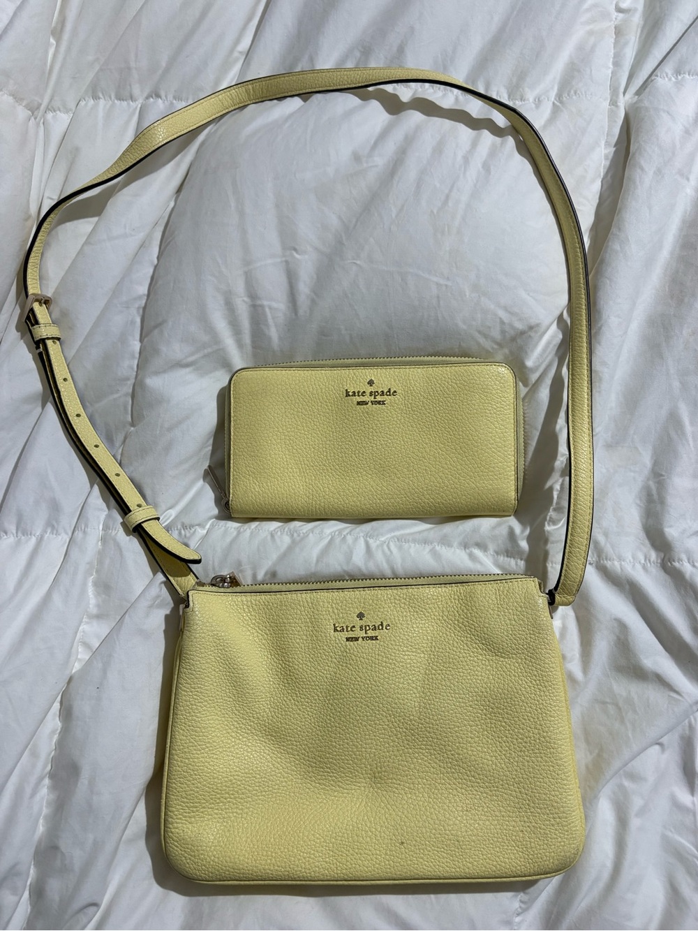Kate Spade purse and wallet set